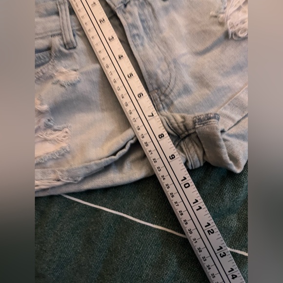Abercrombie & Fitch Low Rise Jean Shorts 🌵4/27 - Picture 7 of 7